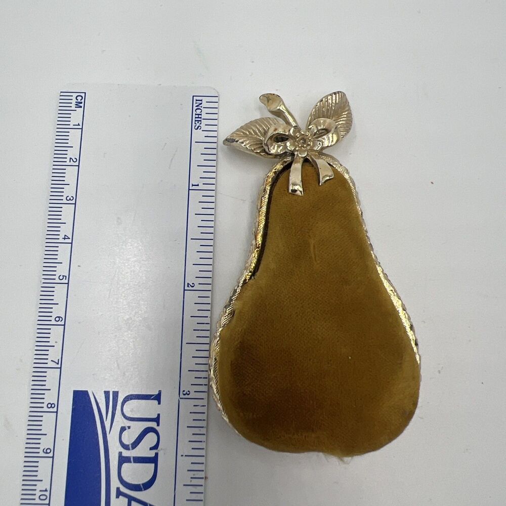RARE Vintage 50's Gold Toned Metal Pear Velvet Sewing Pin Cushion READ Art deco - Picture 9 of 9